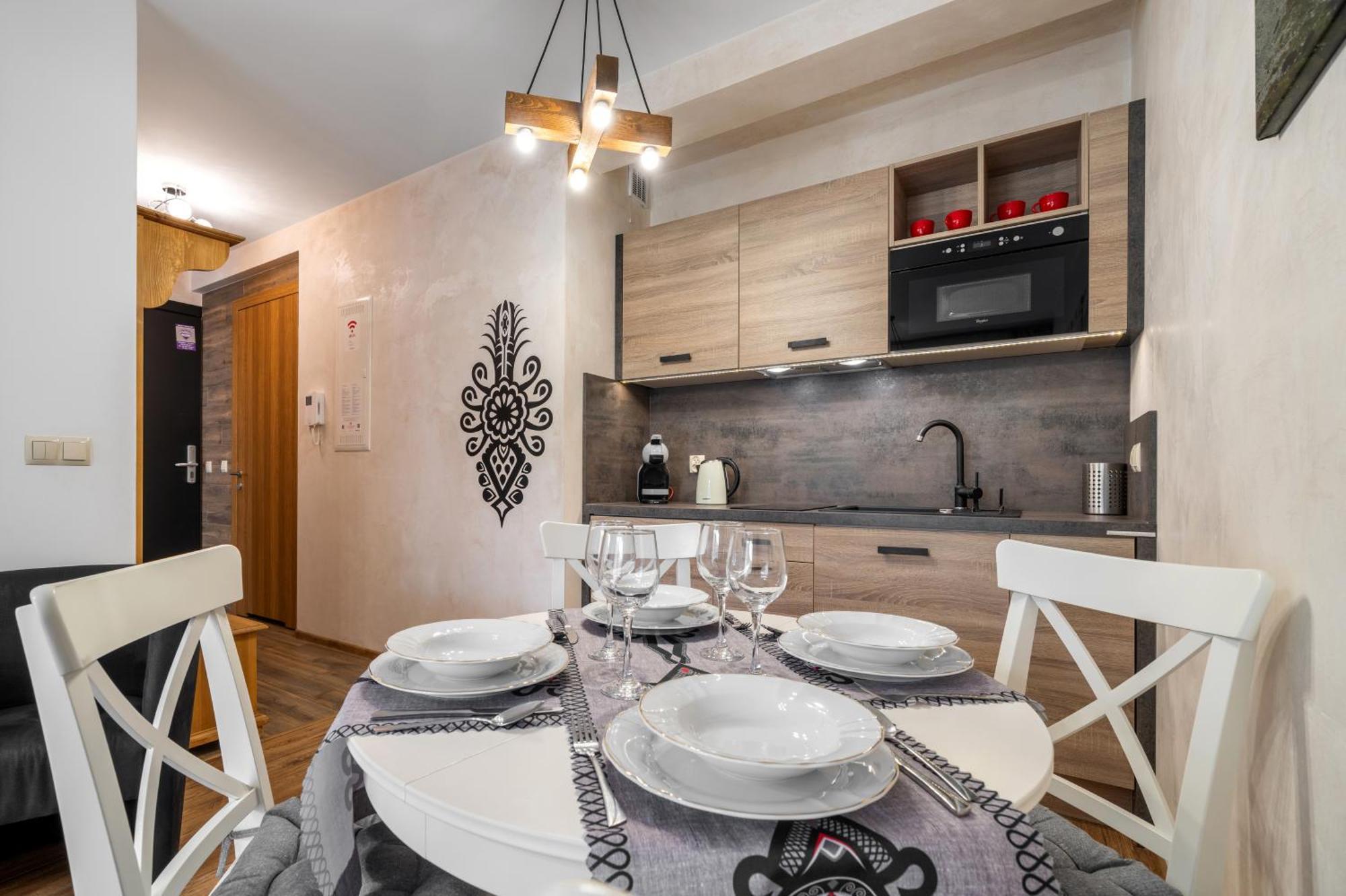 Rentplanet - Luksusowe Apartamenty Goszczynskiego 자코파네 외부 사진