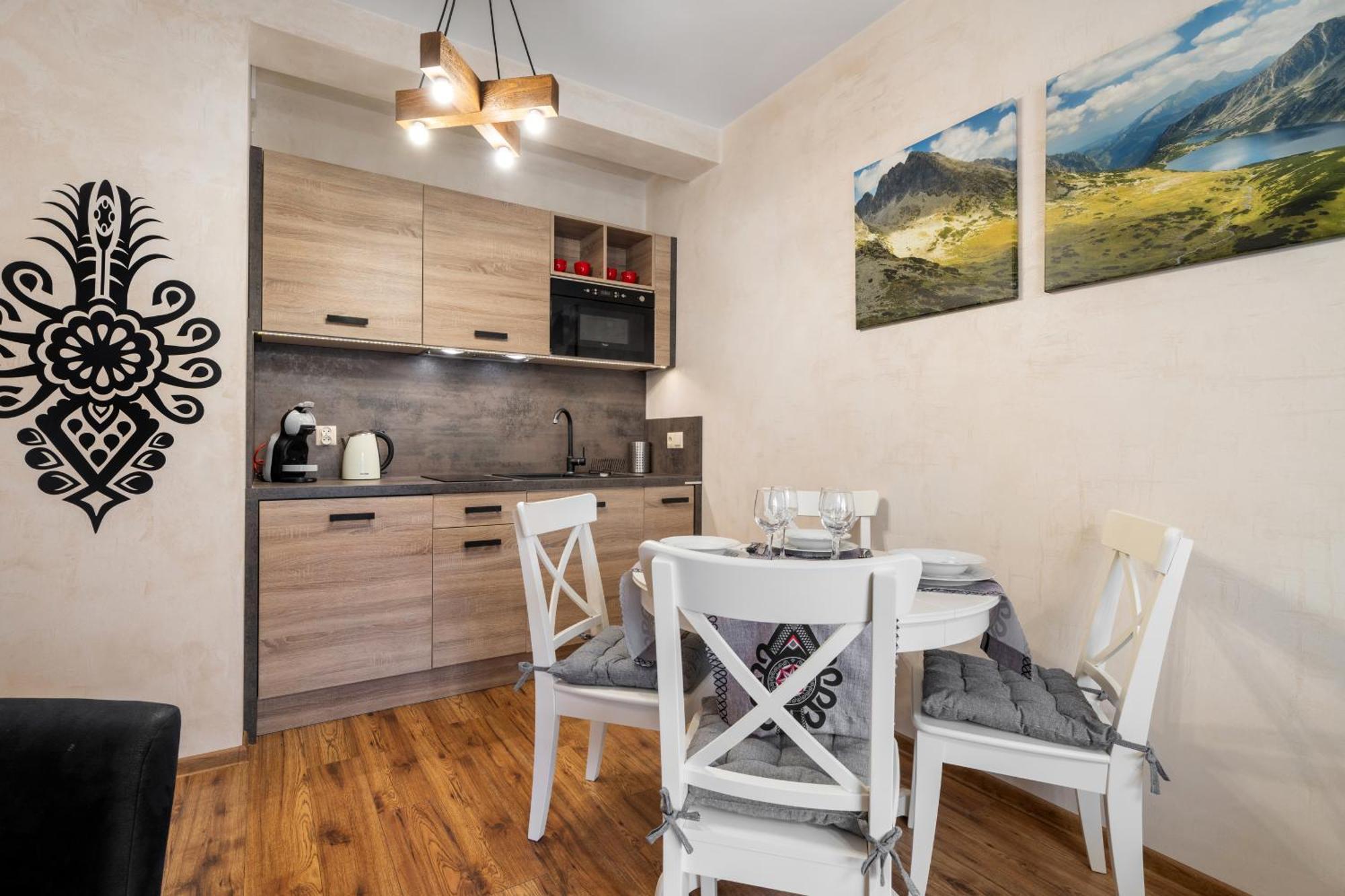 Rentplanet - Luksusowe Apartamenty Goszczynskiego 자코파네 외부 사진